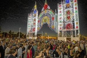 Numeroso público estuvo presente en la inauguración de las fiestas.