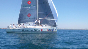 El barco Al Kevir Hospitales Nisa, del Club Deportivo Náutico de Punta Umbría.