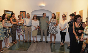 Presentación de la muestra por parte de sus autores y autoridades locales.