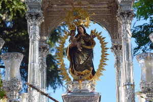 La solemne procesión dará comienzo a las 20.00 horas. 