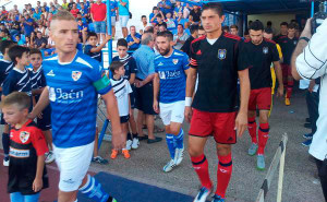 Linares y Recre disputaron un amistoso en el que cada equipo dominó un tiempo. / Foto: @Linares_Dptvo.