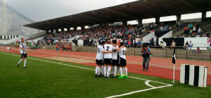 Los jugadores de la Balona celebran su primer gol. / Foto: @RBL1912.