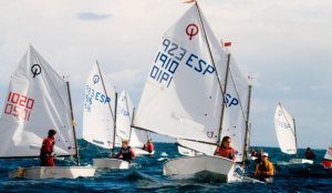 El Memorial Ricardo Terrades y el Trofeo Presidente, dos clásicos en la vela onubense.