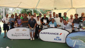 Ganadores y algunos participantes en la prueba del Circuito Corporate Golf celebrada en Islantilla.