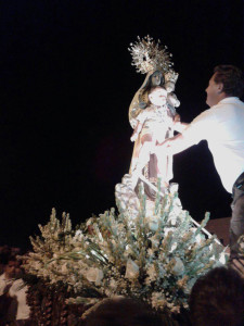 La procesión ha estado en la calle hasta bien entrada la noche.