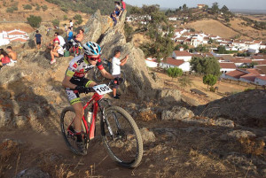 Organizada por la CD Peña Ciclista El Pedal Roto, acudieron a la cita más de 200 bikers.