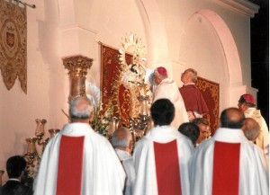 Imagen de la Coronación de la Virgen.