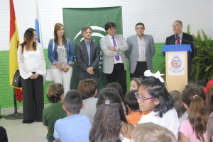 Fiscal ha inaugurado junto al alcalde de Huelva, Gabriel Cruz, en el CEIP Reyes Católicos de Huelva el nuevo curso escolar para toda la provincia.