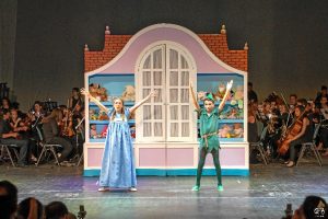 Lucía Rincón y Ana Cartas protagonizan 'Sueños encantados'. / Foto: Gema Burjanaite Fotografía.