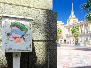 Una de sus obras está cerca del Ayuntamiento de Huelva.