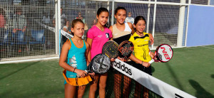 Valeria Atencia, a la izquierda, ha completado un buen torneo en Madrid.