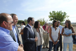 Visita de Felipe López al puente de la Canaliega.