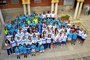 La gran familia del Fundación Cajasol Sporting, club muy satisfecho por el acuerdo con la Junta. / Foto: Cinta García.