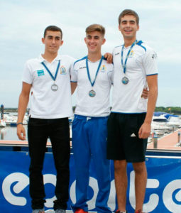 Podio completo del RCMH en K-1 Cadete masculino, con Antonio García, Carlos Rovira y Julio Sánchez.