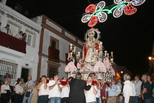 Procesión de la Virgen del Rosario.