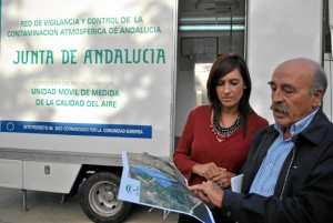 La delegada de Medio Ambiente y Ordenación del Territorio ha visitado esta tarde este dispositivo en Punta Umbría. 