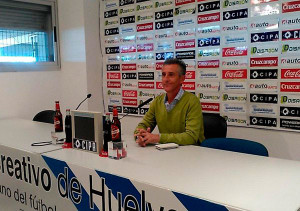 Alejandro Ceballos, entrenador del Recreativo.