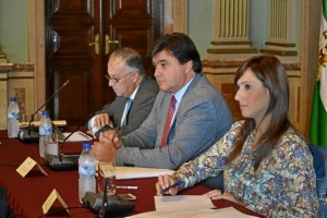 El alcalde de Huelva, Gabriel Cruz. / Foto: Pablo Sayago.