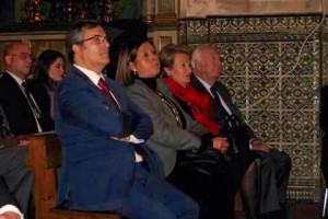 Autoridades en la entrega de premios.