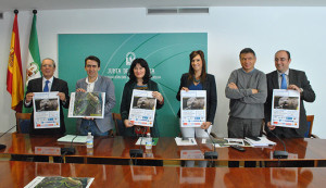 Un momento de la presentación de la IX Travesía Marismas del Odiel del próximo sábado.