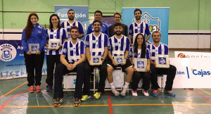 Jugadores del Recre IES La Orden, gran triunfador del Máster Absoluto de Huelva.