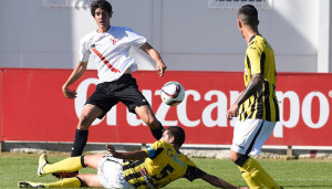 Más que merecido empate del San Roque en el feudo del Sevilla Atlético. / Foto: @SanRoqueLepe.