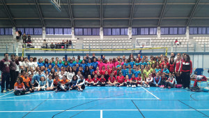 Los participantes disfrutarán de una mañana de convivencia jugando al voley.