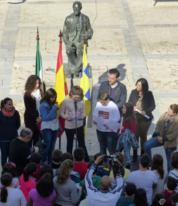 Acto institucional del Día del Menor en Moguer.