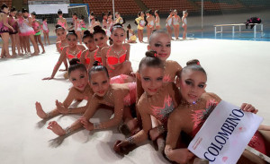 Representantes del Rítmico Colombino en el torneo celebrado en Dos Hermanas.