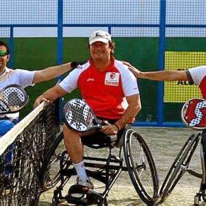 Montes, que también compite en pádel en silla, es presidente de la Asociación para el Fomento del Deporte Adaptado.