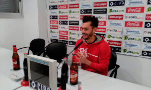 Cristian Fernández, durante la rueda de prensa de este miércoles. / Foto: www.recreativohuelva.com.