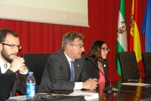 El acto se ha celebrado en la Facultad de Enfemería.