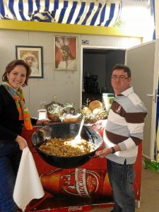 Los domingos y festivos, la Hermandad prepara unas tradicionales migas. 