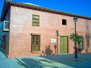 Fachada de la Casa Museo de Venezuela. 