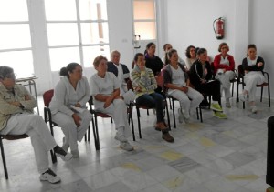 Los cursos pretenden ayudar a prevenir los daños de espalda.