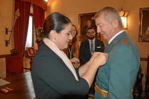 Personas ajenas a la plantilla de la Policía Local han conseguido la Cruz por Servicios Distinguidos.