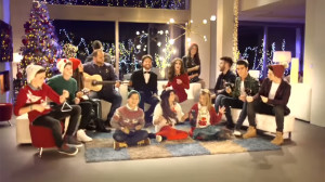 Los concursantes de 'La Vod' y la versión junior del concurso acompañan a Carrasco y Malú.