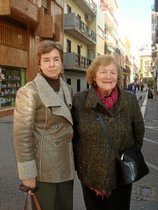 De izquierda a derecha: Blanca Romay y Cinta Monsalvete.