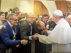 Delegación de la Hermandad Matriz de Almonte, junto al Papa Francisco.