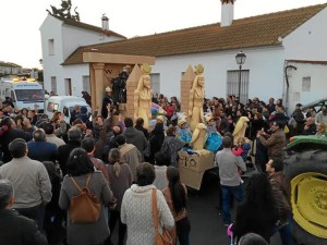 Más de 40 niños formaron parte del cortejo.