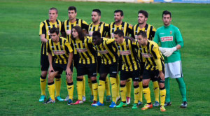 Formación inicial del San Roque en su partido de este sábado ante el Marbella. / Foto: @SanRoqueLepe.