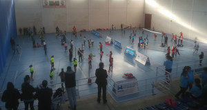 Los más noveles vivirán una mañana de convivencia jugando al voley.