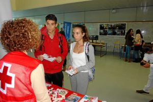 Los jóvenes apuestan por el voluntariado.