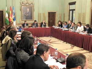 Pleno celebrado en el Ayuntamiento de Huelva.