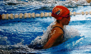 Alba Vázquez, en plena prueba de braza.