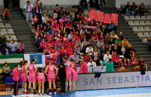 El equipo de Huelva, en su primera cita tras ganar la Copa, espera que su afición les dé el plus que necesita. / Foto: Alberto Nevado / FEB.