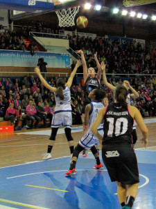 Con 23 puntos Haley Peters fue la máxima anotadora del cuadro onubense. / Foto: @CBConquero.