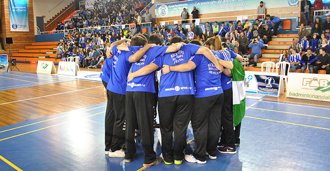 El equipo onubense acude a la cita en Oviedo con los deberes hechos.