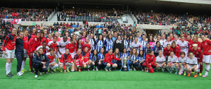 Las jugadoras del Sporting en el homenaje recibido en Sevilla.