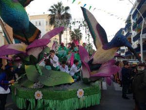 Una de las carrozas que desfilaron el 7 de febrero.